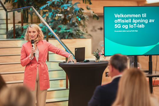 Digitaliseringsminister Karianne Tung åpner Lyse og Nordic Edges nye 5G og IoT-lab.